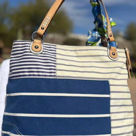 Coach Poppy Patchwork Tote with Scarf and Charm - Picture 3 of 10